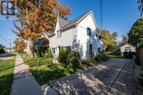 242 Hastings Street, North Middlesex (Parkhill), ON - Outdoor