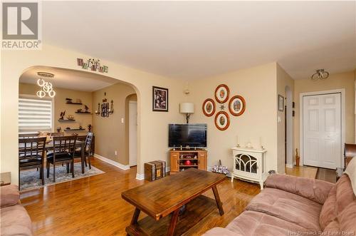 102 Jones Street, Moncton, NB - Indoor Photo Showing Living Room