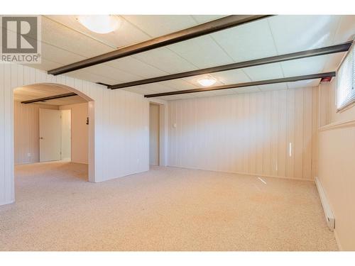 2138 Crestview  Crescent, Castlegar, BC - Indoor Photo Showing Other Room