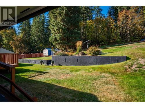 2138 Crestview  Crescent, Castlegar, BC - Outdoor