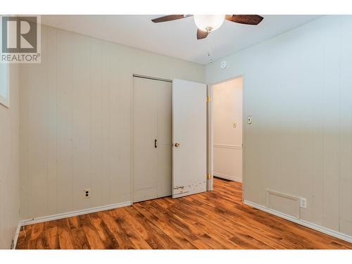 2138 Crestview  Crescent, Castlegar, BC - Indoor Photo Showing Other Room