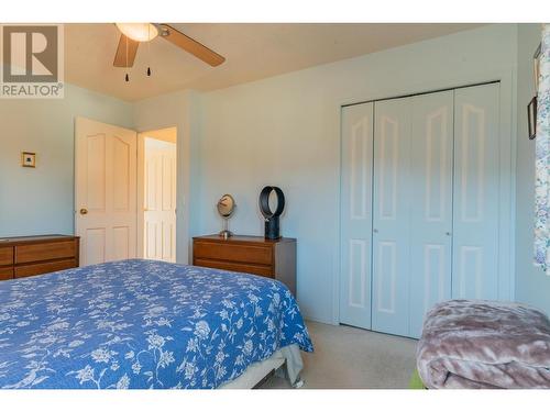 804 28Th  Street, Castlegar, BC - Indoor Photo Showing Bedroom