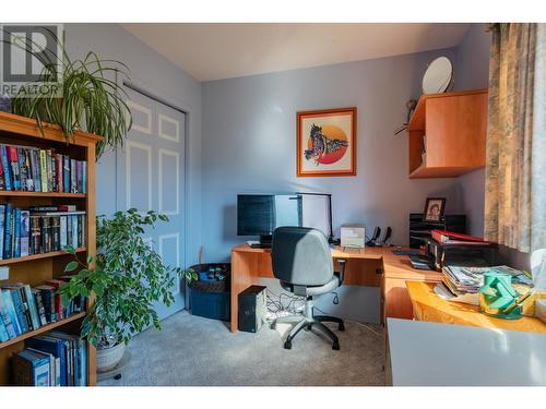 804 28Th  Street, Castlegar, BC - Indoor Photo Showing Office