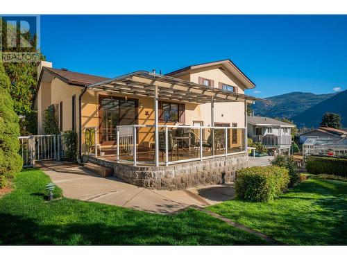 804 28Th  Street, Castlegar, BC - Outdoor