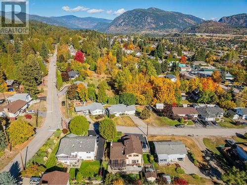 804 28Th  Street, Castlegar, BC - Outdoor With View