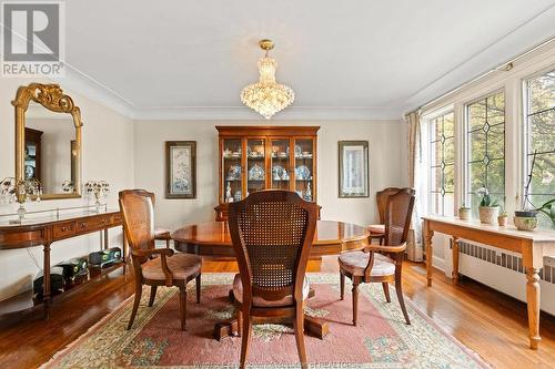 5765 Riverside Drive East, Windsor, ON - Indoor Photo Showing Dining Room