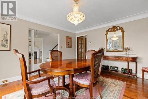 5765 Riverside Drive East, Windsor, ON - Indoor Photo Showing Dining Room