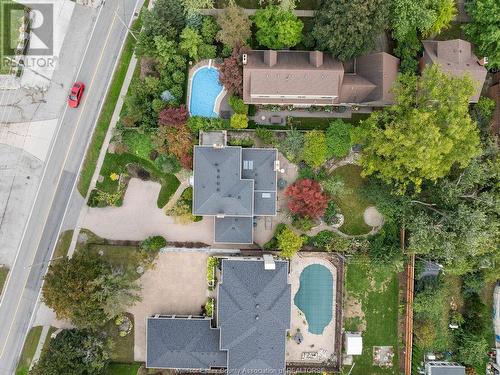 5765 Riverside Drive East, Windsor, ON - Outdoor With In Ground Pool With View