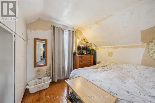 210 Brock Street W, Uxbridge, ON - Indoor Photo Showing Bedroom