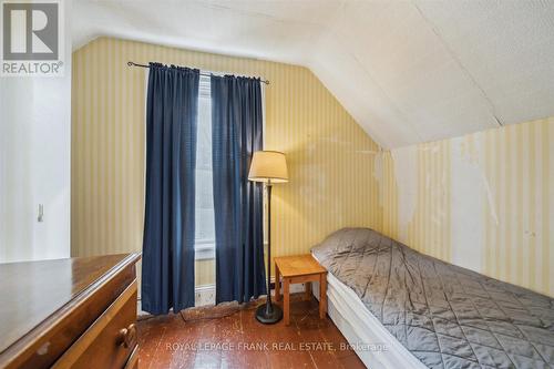 210 Brock Street W, Uxbridge, ON - Indoor Photo Showing Bedroom