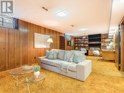 40 Dukinfield Crescent, Toronto, ON - Indoor Photo Showing Living Room