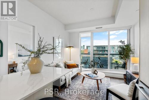 710 - 55 Regent Park Boulevard, Toronto, ON - Indoor Photo Showing Living Room