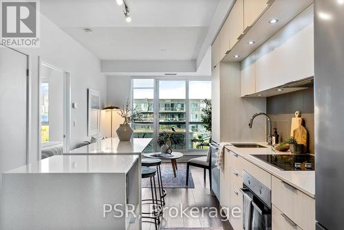 710 - 55 Regent Park Boulevard, Toronto, ON - Indoor Photo Showing Kitchen With Upgraded Kitchen