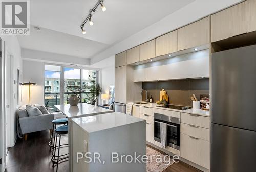 710 - 55 Regent Park Boulevard, Toronto, ON - Indoor Photo Showing Kitchen