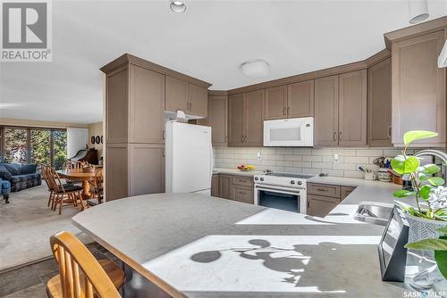 221 Riverbend Crescent, Battleford, SK - Indoor Photo Showing Kitchen