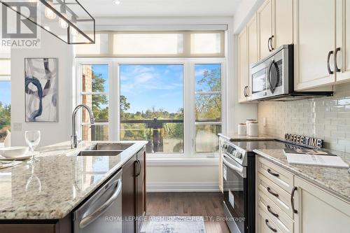 36 - 8169 Kipling Avenue, Vaughan, ON - Indoor Photo Showing Kitchen With Double Sink With Upgraded Kitchen