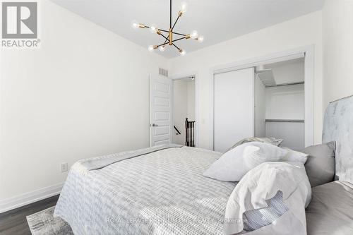 36 - 8169 Kipling Avenue, Vaughan, ON - Indoor Photo Showing Bedroom