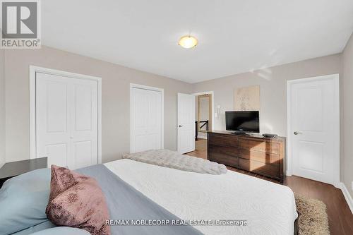 15 Old Forge Drive, King, ON - Indoor Photo Showing Bedroom