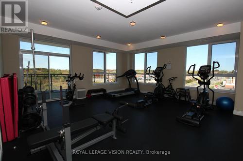 302 - 11611 Yonge Street, Richmond Hill, ON - Indoor Photo Showing Gym Room