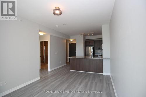 302 - 11611 Yonge Street, Richmond Hill, ON - Indoor