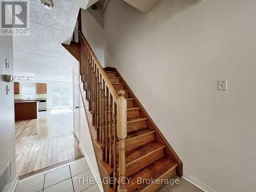 616 Candlestick Circle, Mississauga, ON - Indoor Photo Showing Other Room