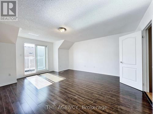 616 Candlestick Circle, Mississauga, ON - Indoor Photo Showing Other Room