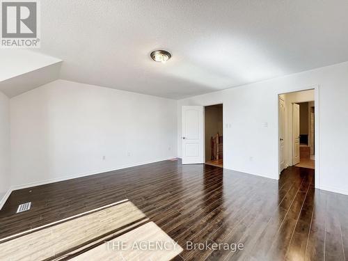 616 Candlestick Circle, Mississauga, ON - Indoor Photo Showing Other Room