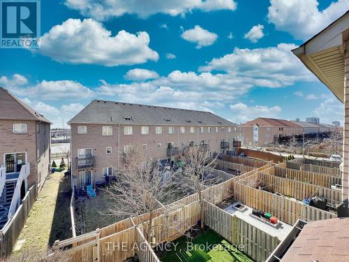 616 Candlestick Circle, Mississauga, ON - Outdoor