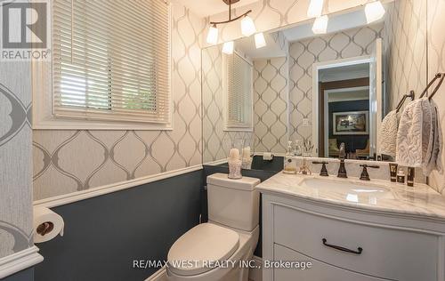 12 Axminster Road, Brampton, ON - Indoor Photo Showing Bathroom