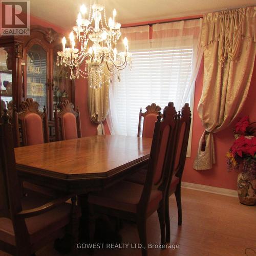 37 Clyde Road, Brampton, ON - Indoor Photo Showing Dining Room