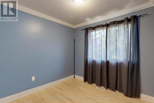 7046 Black Walnut Trail, Mississauga, ON - Indoor Photo Showing Other Room