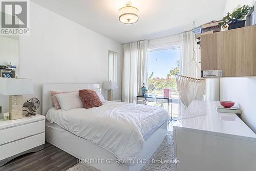 663 Oxford Street, Toronto, ON - Indoor Photo Showing Bedroom