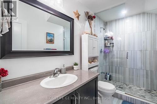 663 Oxford Street, Toronto, ON - Indoor Photo Showing Bathroom