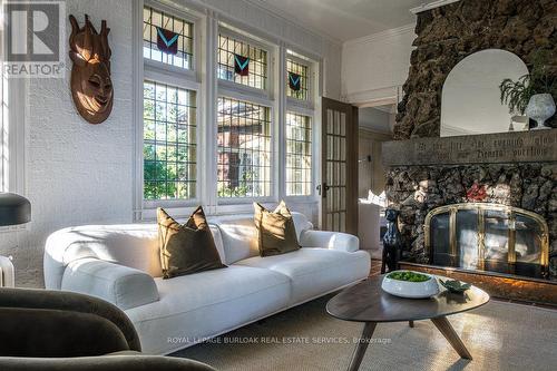 3044 Lakeshore Road, Burlington, ON - Indoor Photo Showing Living Room With Fireplace