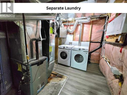 Bsmt - 31 Roulette Crescent, Brampton, ON - Indoor Photo Showing Laundry Room