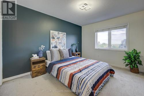 103 Bloomington Drive, Cambridge, ON - Indoor Photo Showing Bedroom