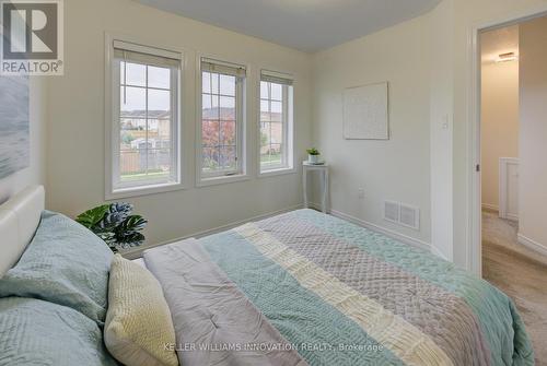 103 Bloomington Drive, Cambridge, ON - Indoor Photo Showing Bedroom