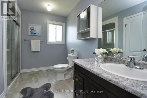 7733 Oldfield Road, Niagara Falls, ON - Indoor Photo Showing Bathroom