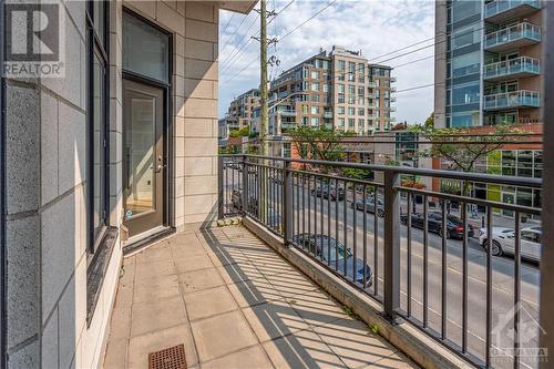 420 Berkley Avenue Unit#206, Ottawa, ON - Outdoor With Balcony With Exterior