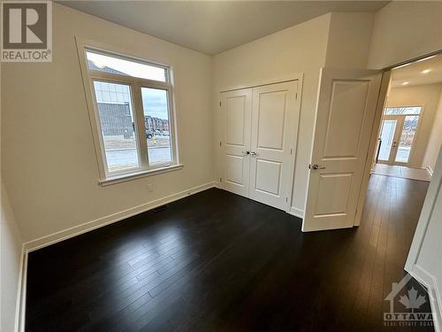 Main level bedroom 2 - 563 Knotridge Street, Ottawa, ON - Indoor Photo Showing Other Room