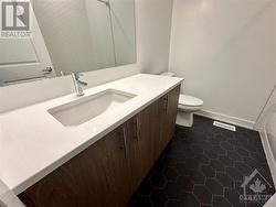 main level full bath - 