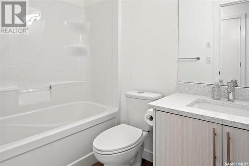 222 Mcarthur Crescent, Saskatoon, SK - Indoor Photo Showing Bathroom