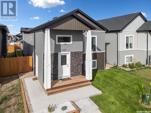 222 Mcarthur Crescent, Saskatoon, SK - Outdoor