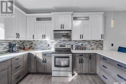 558 Evergreen Boulevard, Saskatoon, SK - Indoor Photo Showing Kitchen With Upgraded Kitchen