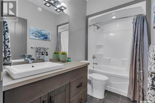 558 Evergreen Boulevard, Saskatoon, SK - Indoor Photo Showing Bathroom