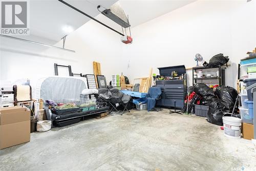 558 Evergreen Boulevard, Saskatoon, SK - Indoor Photo Showing Garage