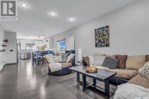 558 Evergreen Boulevard, Saskatoon, SK - Indoor Photo Showing Living Room