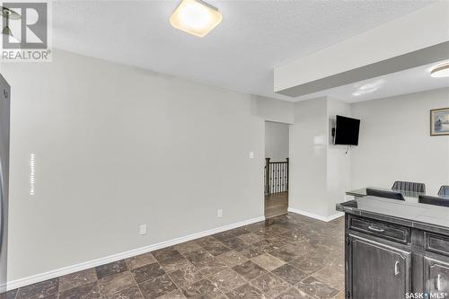 1817 Madden Avenue, Saskatoon, SK - Indoor