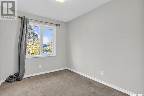 1817 Madden Avenue, Saskatoon, SK - Indoor Photo Showing Other Room