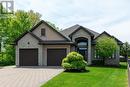 7 Drake Court, Strathroy-Caradoc (Sw), ON  - Outdoor With Facade 